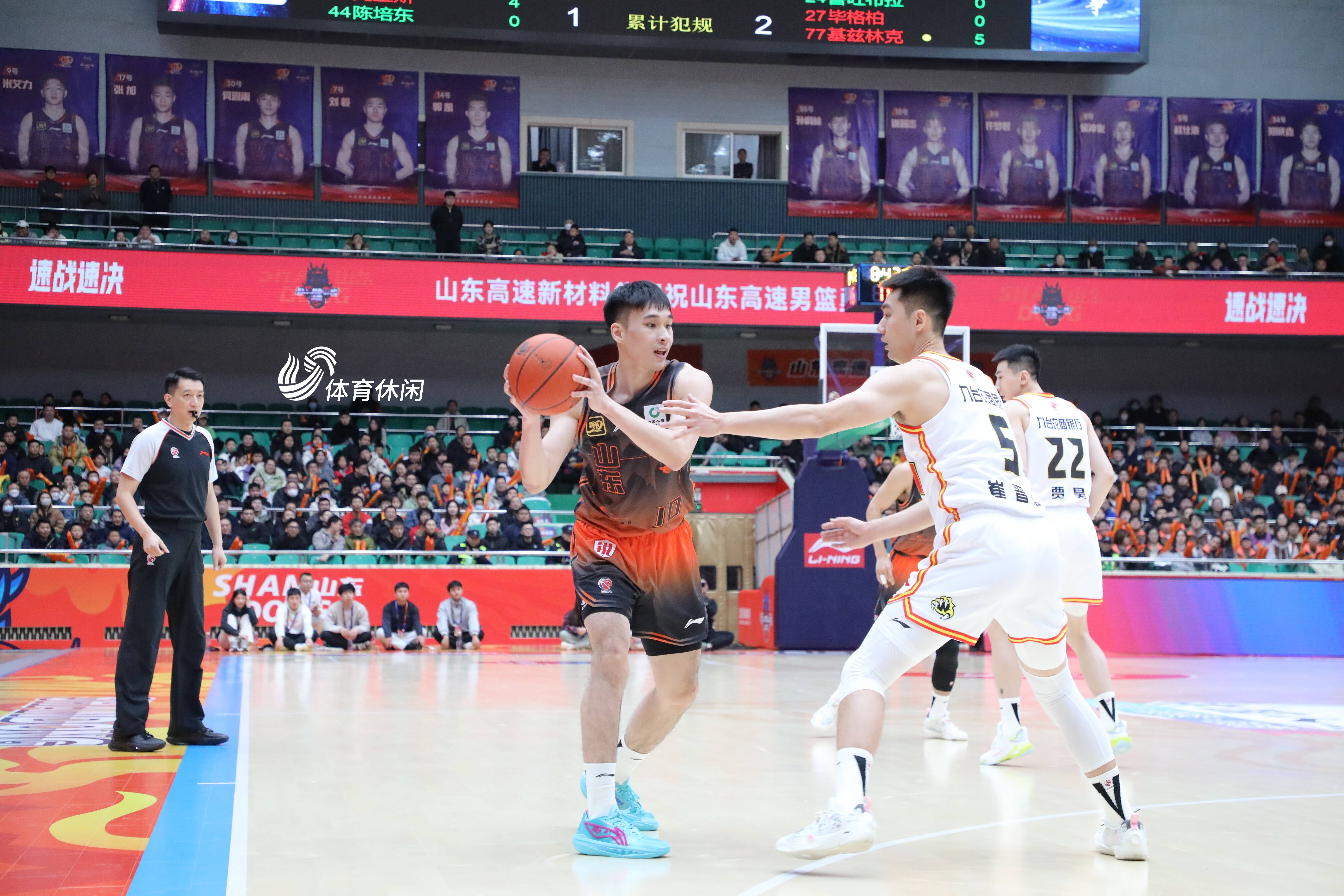 山东男篮大胜竞争对手，实现六连胜