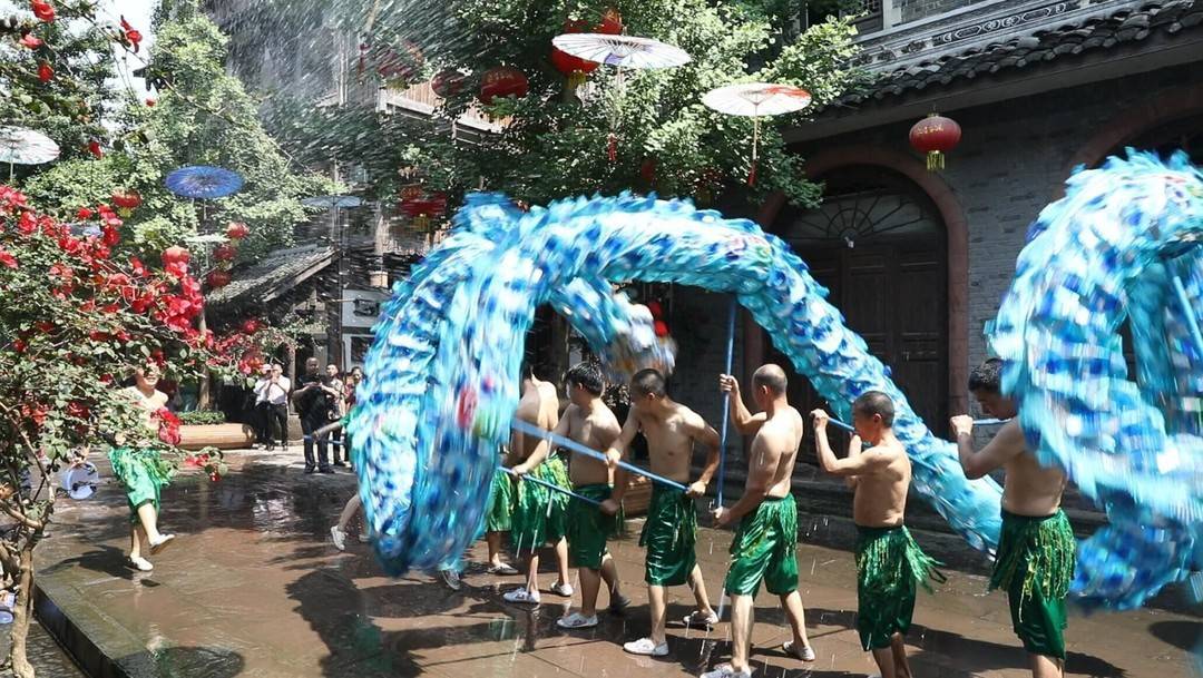子弹飞舞，射击比赛激情上演