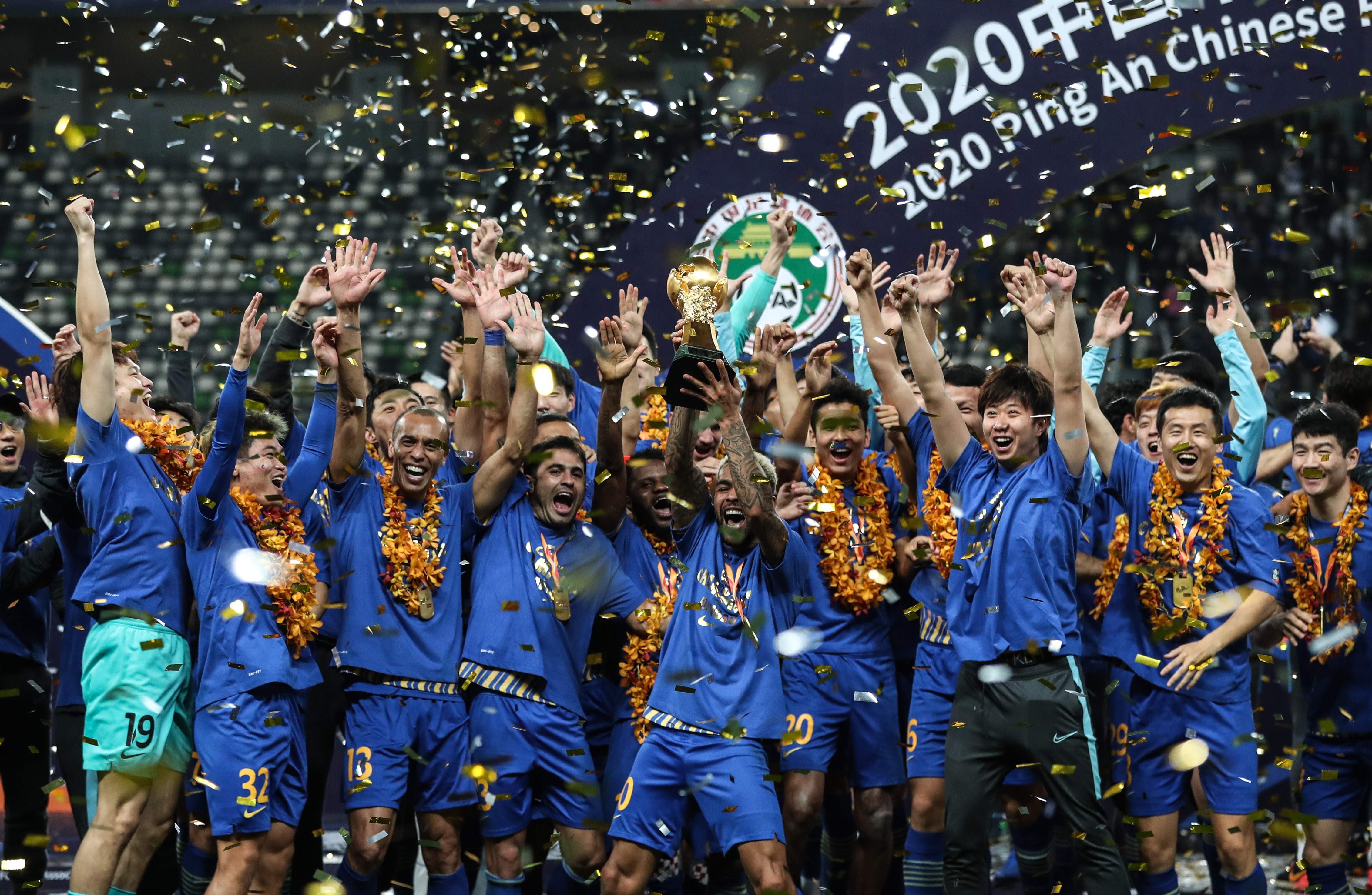 江苏苏宁主场力克广州富力,豪取三分的简单介绍 江苏苏宁主场力克广州富力,豪取三分的简单介绍