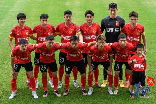 关于广州队主场大胜拉萨，稳坐榜首位置的信息